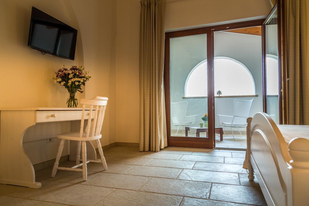 Masseria Martellotta Palagianello Chambre photo